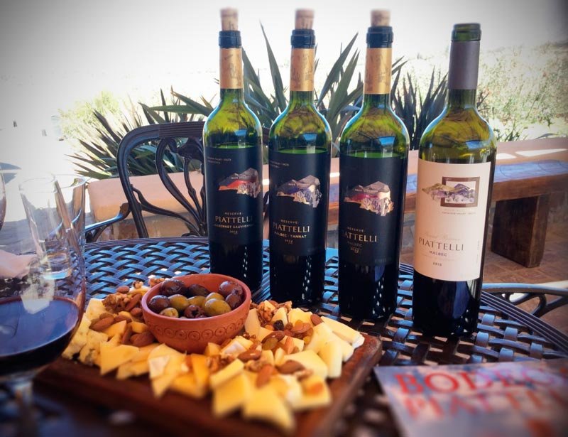 Vino y gastronomía regional en Piattelli Vineyards